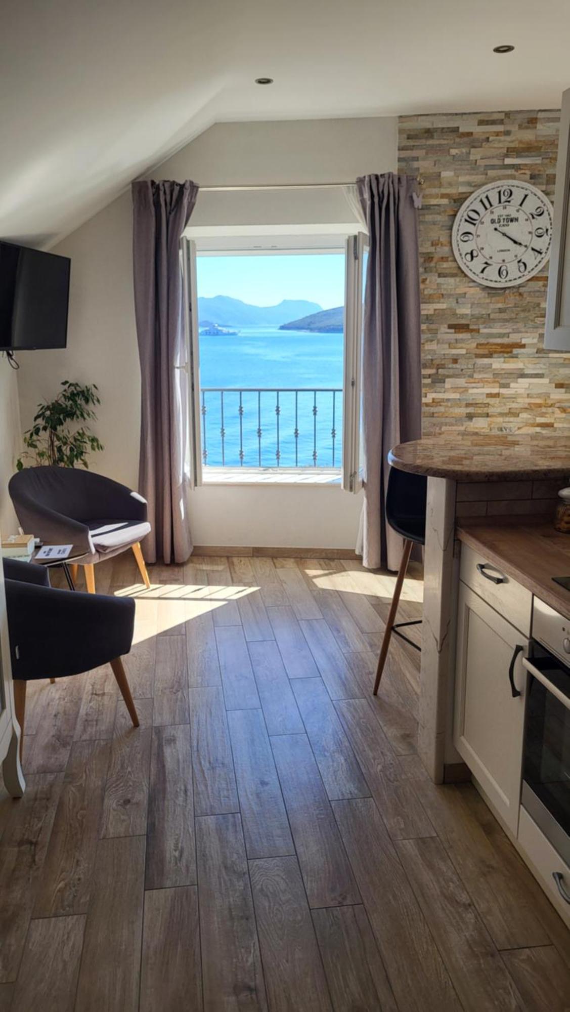 Old Town Sea Front M&M Apartment Korcula Exterior photo